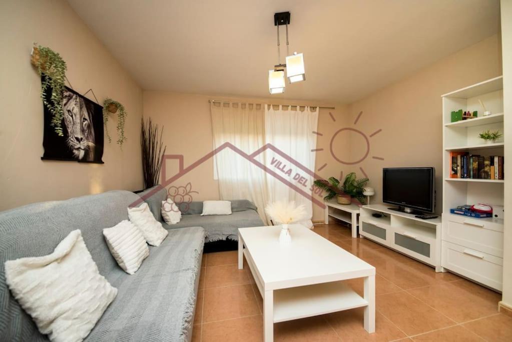 Villa Del Sol - Piscina Climatizada Mentrida Kültér fotó