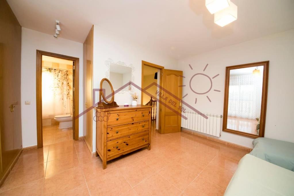 Villa Del Sol - Piscina Climatizada Mentrida Kültér fotó